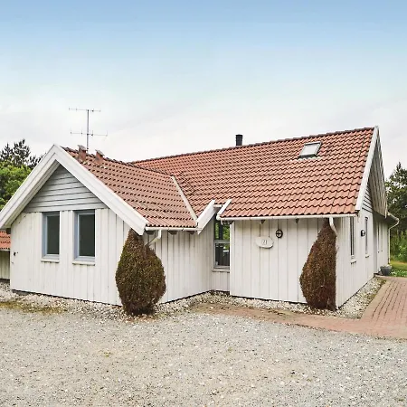 Four-bedroom Holiday In *