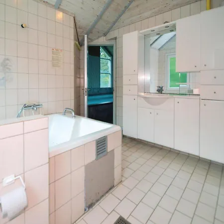 Holiday home Four-bedroom Holiday In Blavand
