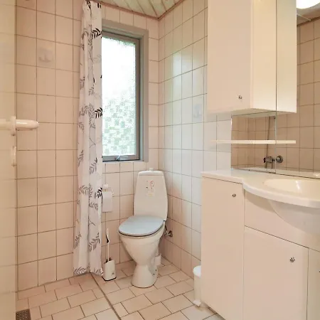Holiday home Four-bedroom Holiday In