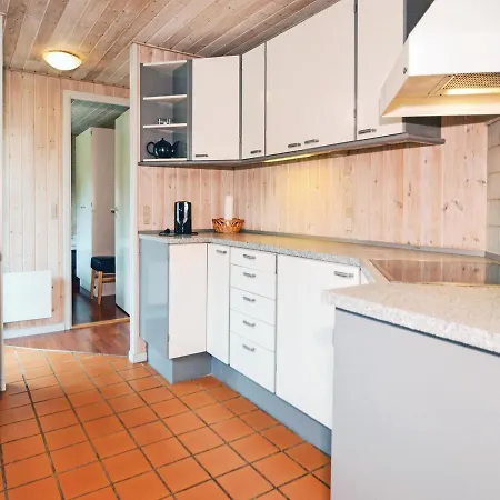 Holiday home Four-bedroom Holiday In